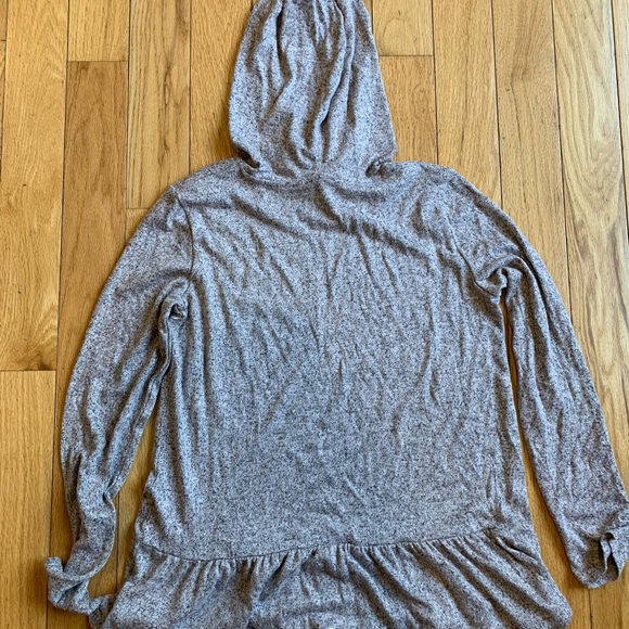 Jane and Delancey super soft hooded top. Small - Picture 11 of 13